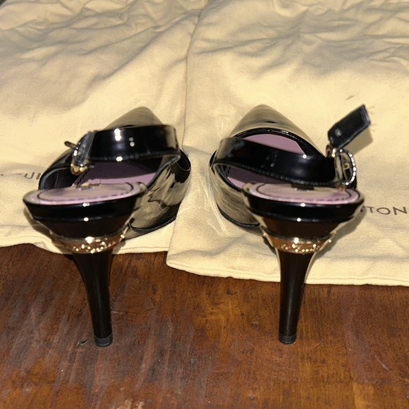 Louis Vuitton Patent Leather Slingback Pumps Women's Size: 38/8 With Dust Bags - Picture 6 of 16